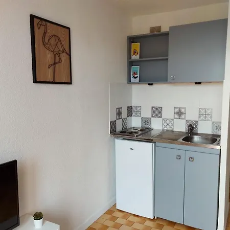 Coquet Studio Avec Belle Terrasse Apartamento *