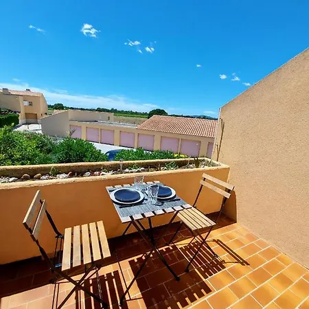 Apartment Coquet Studio Avec Belle Terrasse